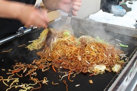 リラフル屋台(富士宮焼きそば).jpg